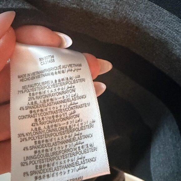 BCBG Sweater Dress – Size Small 🖤 - Picture 6 of 11